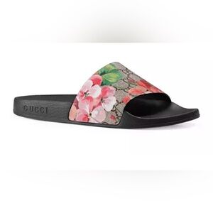 Gucci Supreme Bloom GG Canvas Floral Slide Sandals